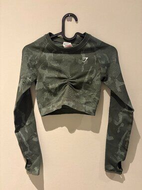 Gymshark Adapt Camo Seamless Crop Top Green